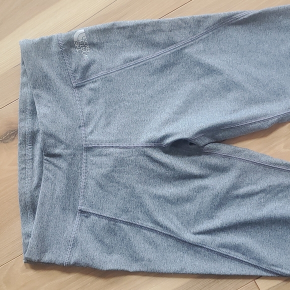 The North Face grey leggings women's small - Picture 3 of 10